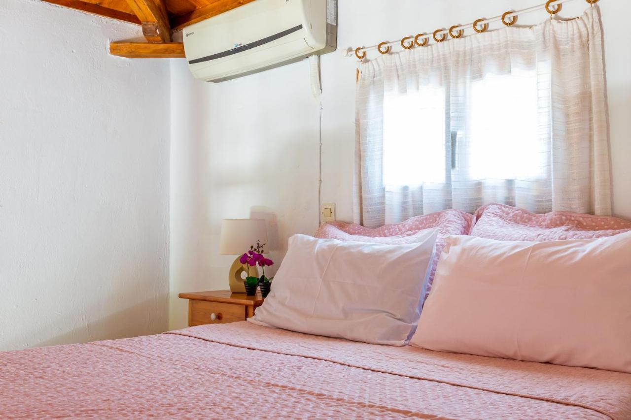 Smaragdi Rooms And Studios Скопелос Экстерьер фото