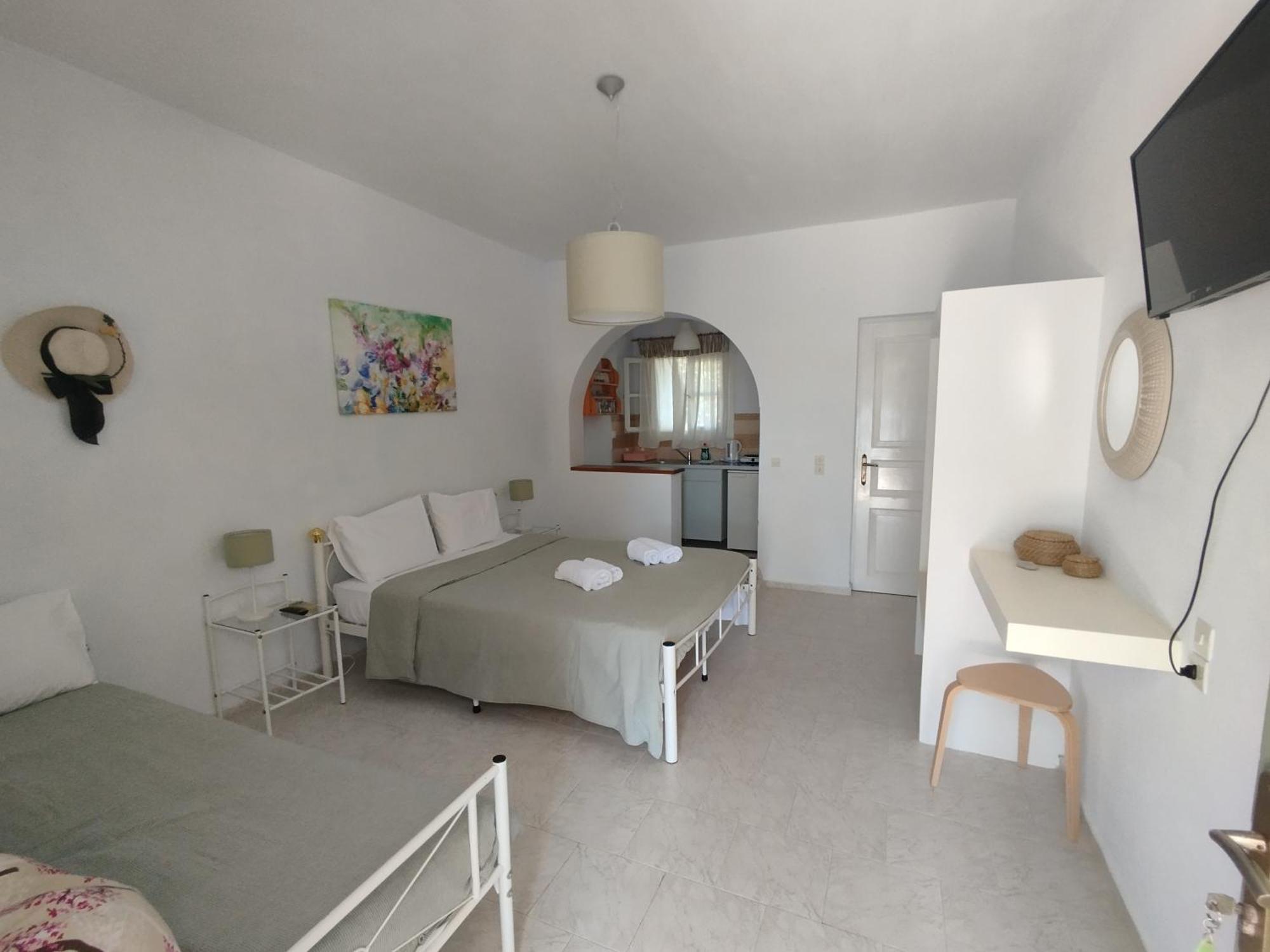Smaragdi Rooms And Studios Скопелос Номер фото