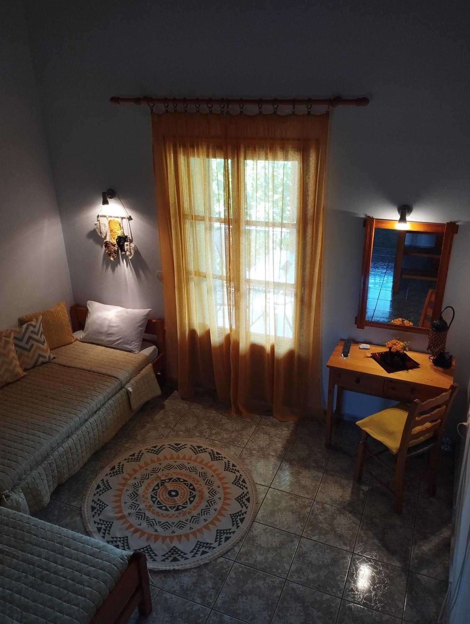 Smaragdi Rooms And Studios Скопелос Номер фото