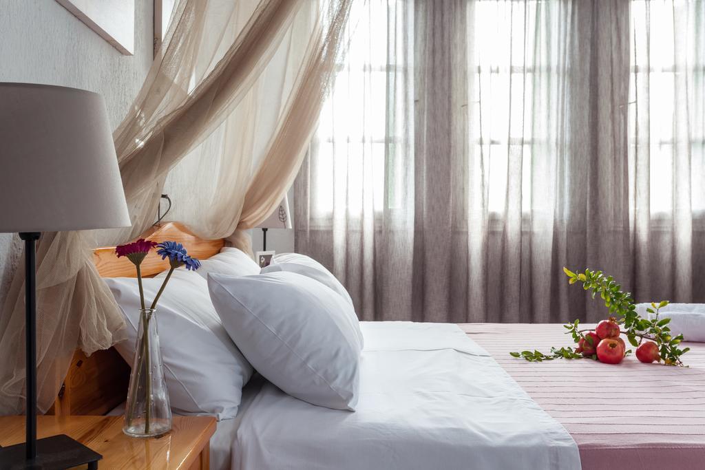Smaragdi Rooms And Studios Скопелос Экстерьер фото
